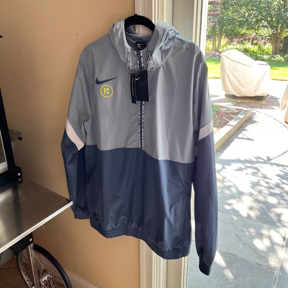 NWT Men’s Nike FC Hooded Track Jacket - Picture 8 of 8
